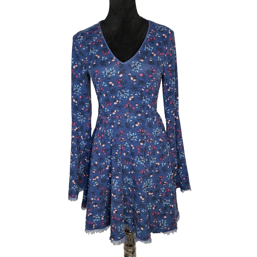 AMERICAN RAG Size Medium Blue Floral Bell Sleeve Fit & Flare Mini Dress Boho y2k